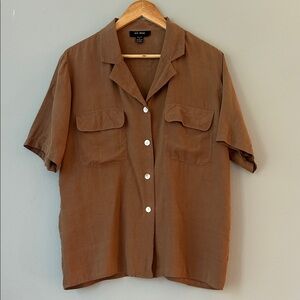 Silk House • Vintage Light Brown Short Sleeve Silk Button-Up Camp Shirt Sz Small